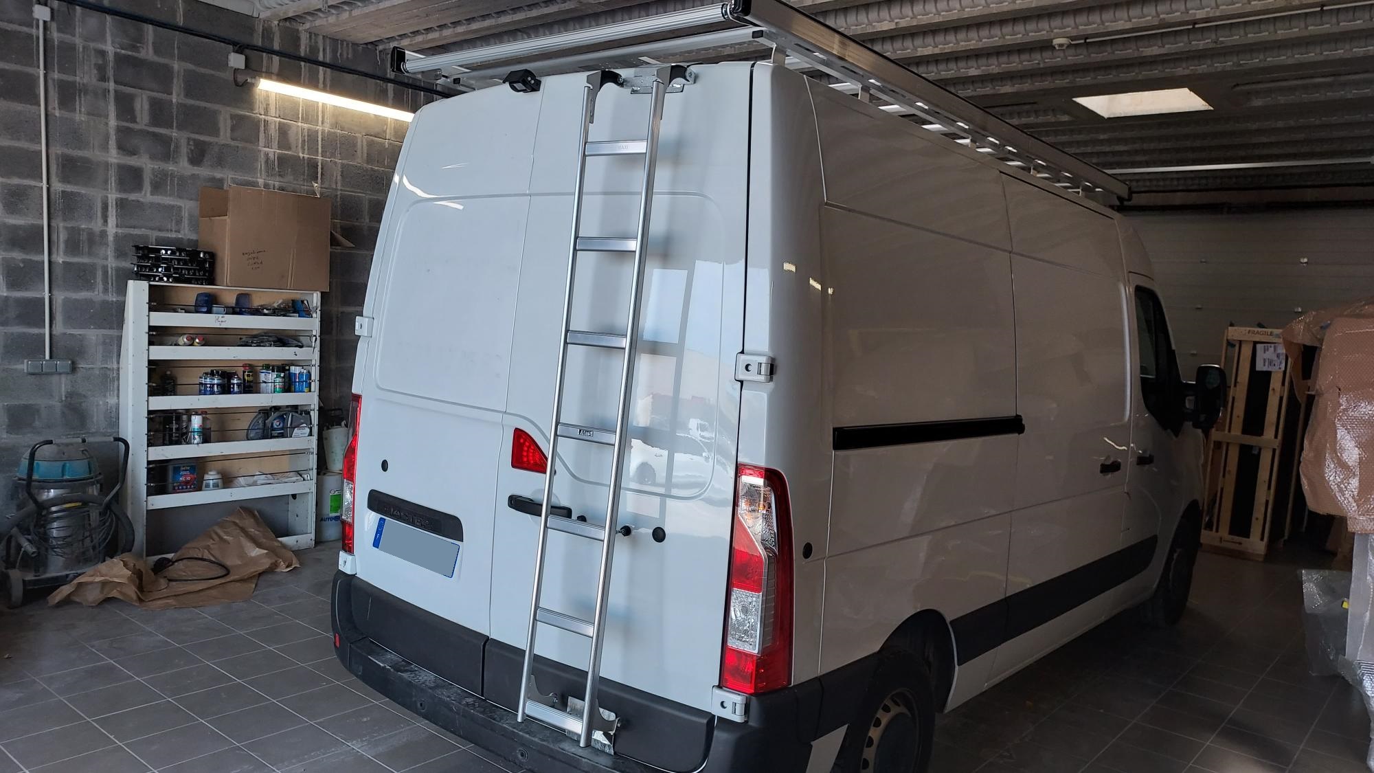 Échelle professionnelle pour Renault Master